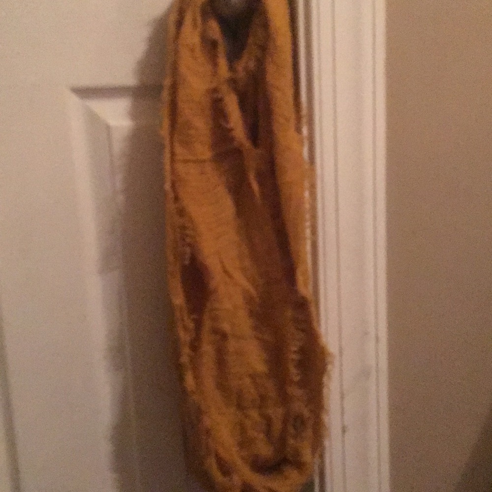 Scarf - Picture 2 of 3